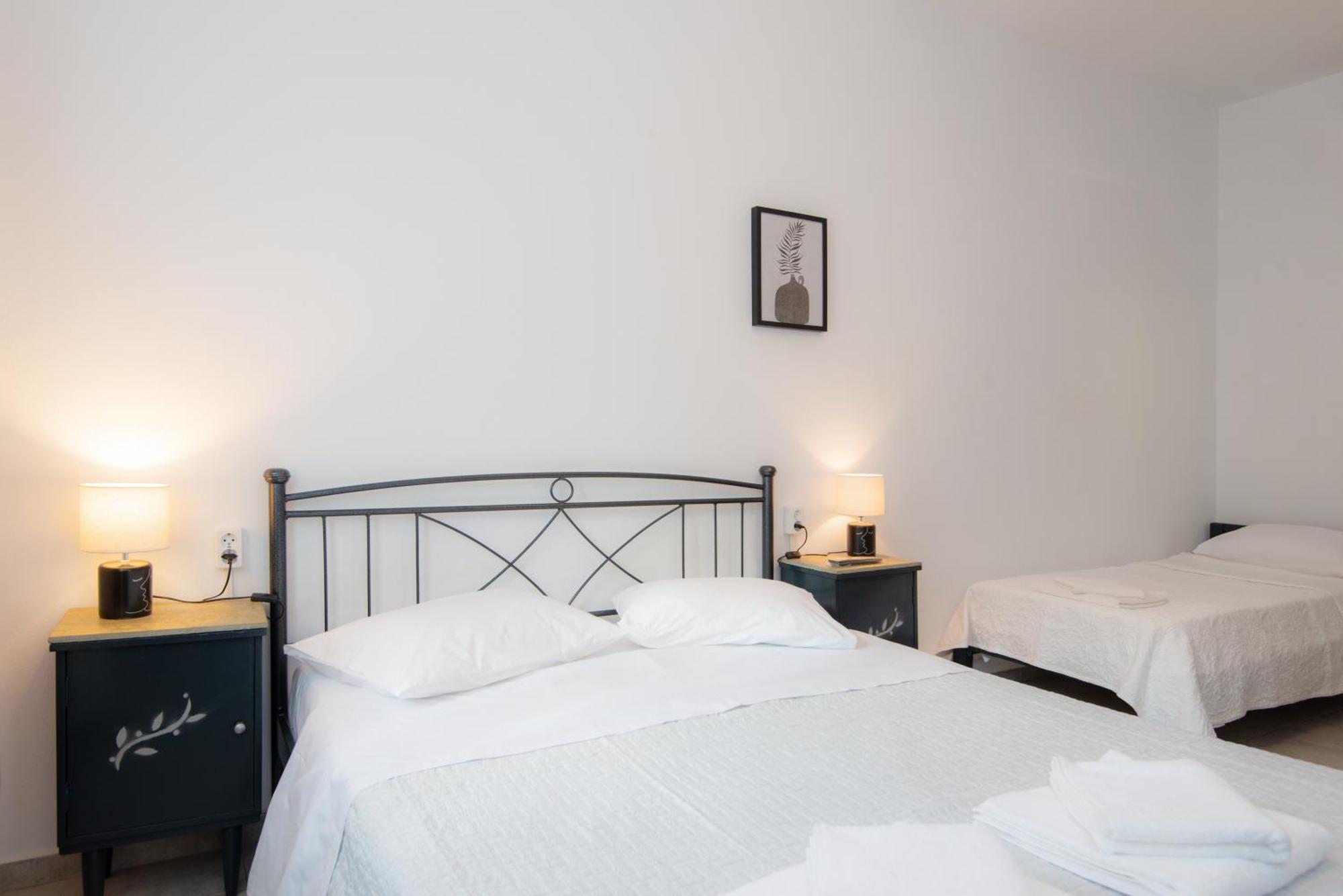 Pigi Rooms Аполлонія Екстер'єр фото